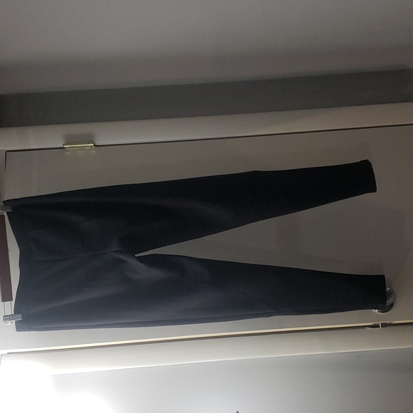 Pants - Picture 5 of 6